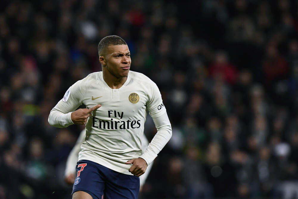   小米创始人拟套现140亿, 全网震惊